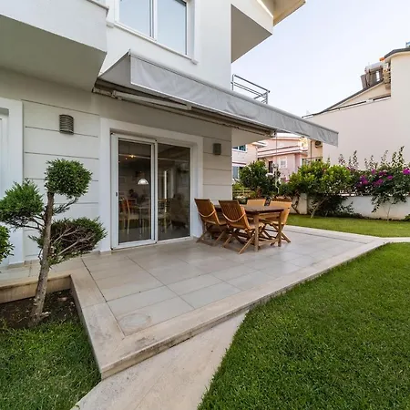 Central Villa With Garden And Pool In Kemer Villa *